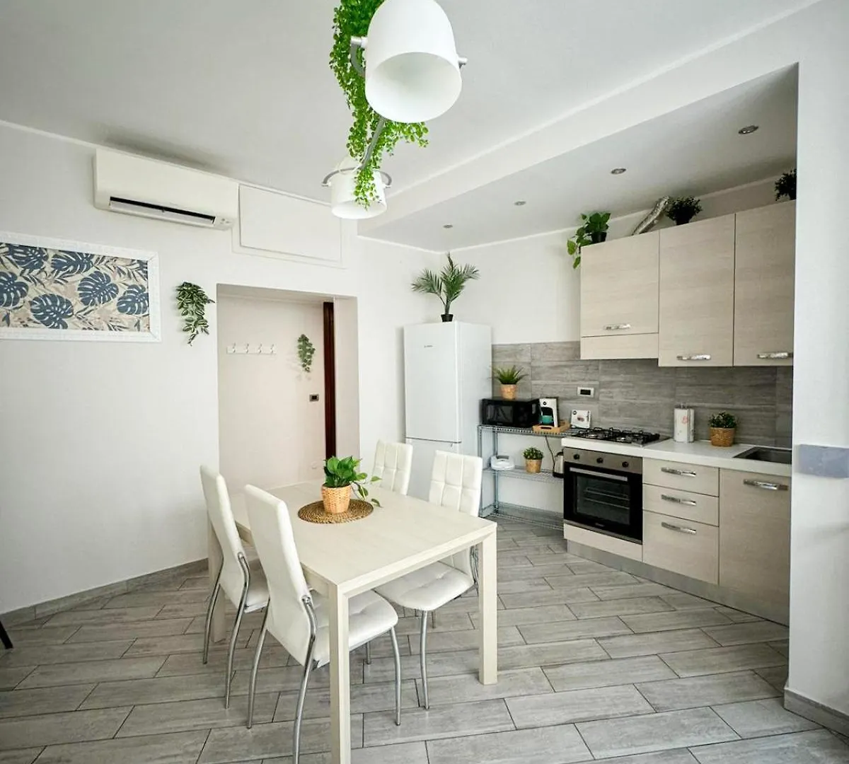 Home In Town - Fiera Milano City Near San Siro Stadium Italia