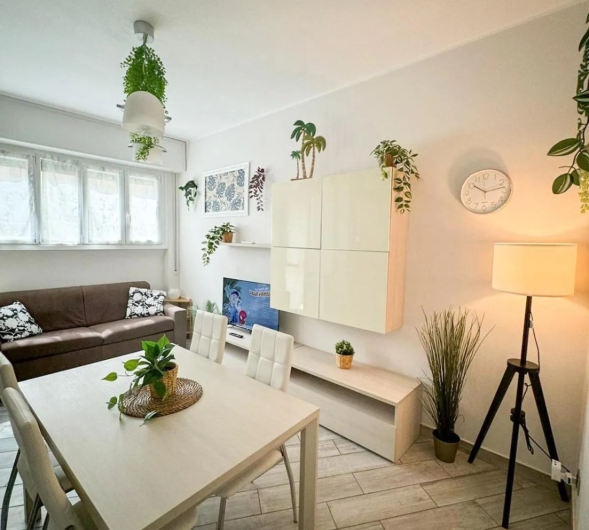 Home In Town - Fiera Milano City Near San Siro Stadium 0*, Milan Italy